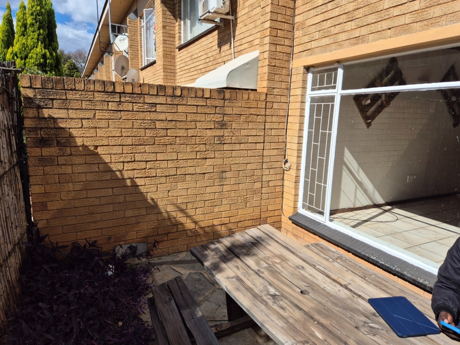 To Let 2 Bedroom Property for Rent in Potchefstroom North West